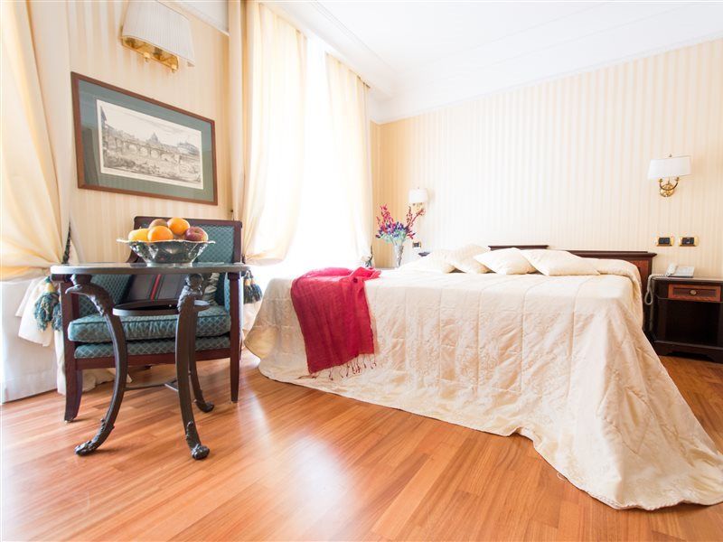 Hotel Cecil Róma Kültér fotó